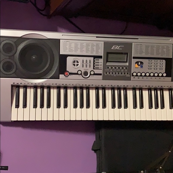 Keyboard - Picture 2 of 4